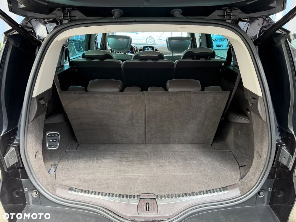 Renault Espace 1.6 dCi Energy Initiale Paris EDC 7os - 33