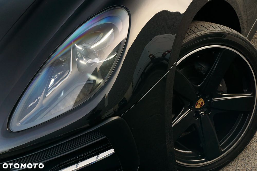 Porsche Macan - 11