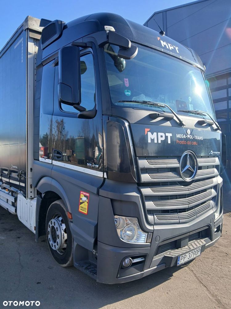 Mercedes-Benz Actros - 6