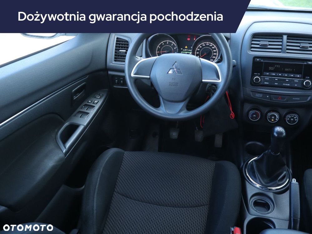 Mitsubishi ASX - 9
