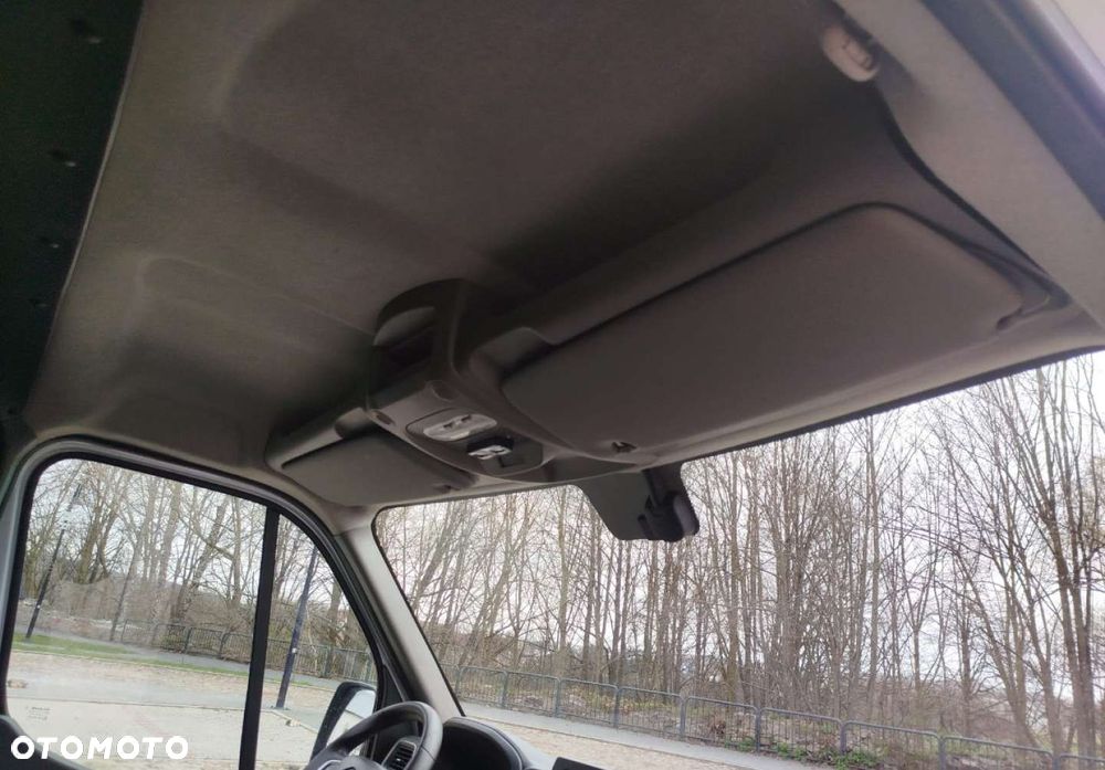 Renault Master - 25