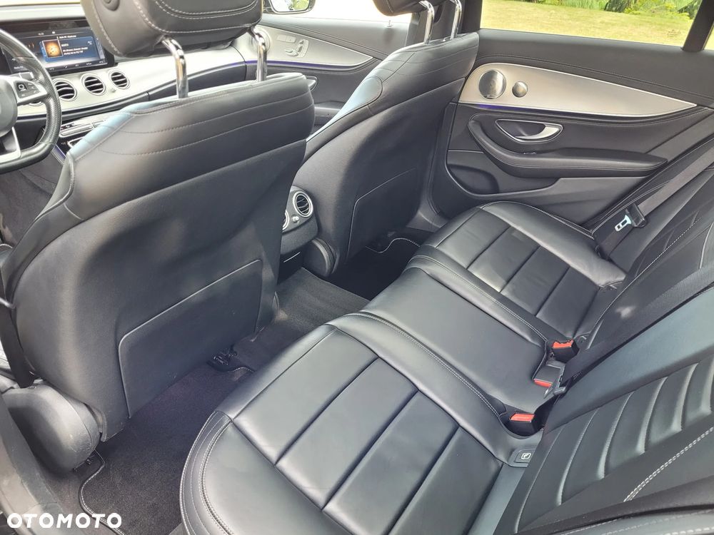 Mercedes-Benz Klasa E 220 d Business Edition 9G-TRONIC - 23