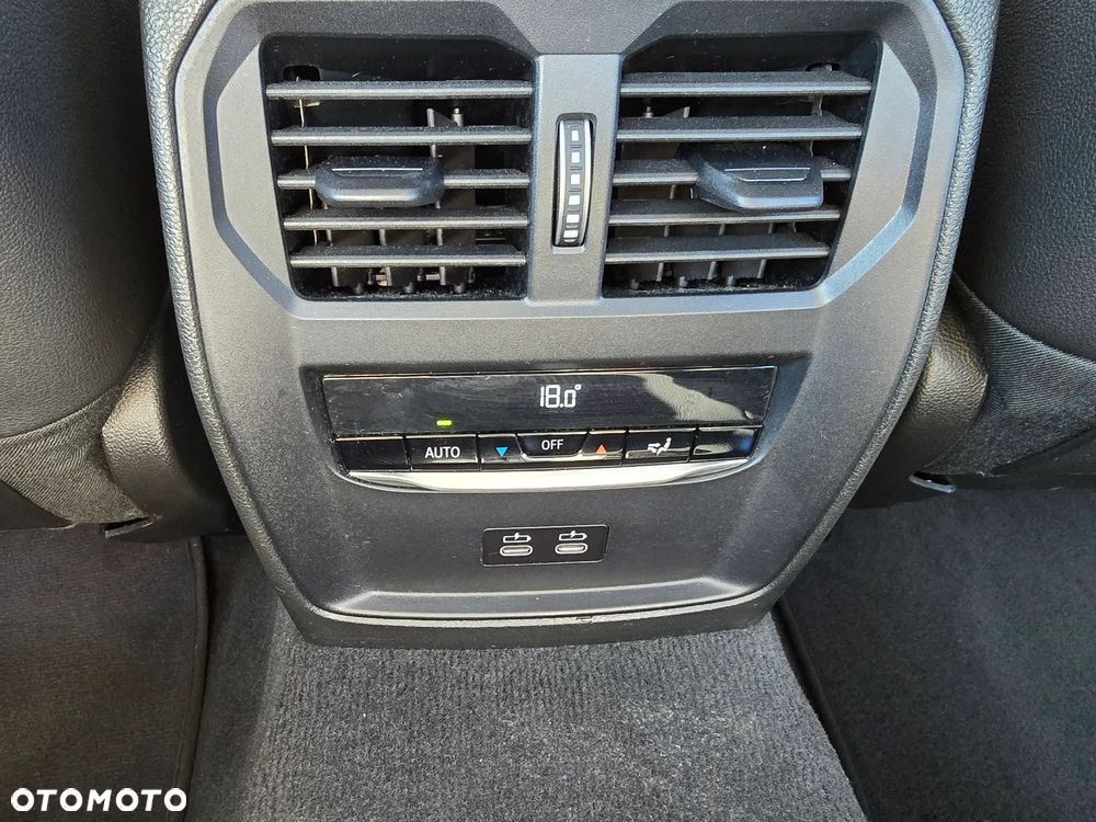 BMW Seria 3 318i Advantage - 11