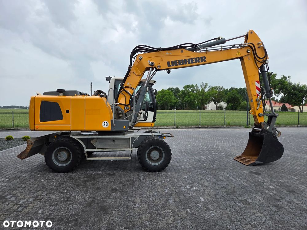Liebherr A 920 / z Niemiec / - 5
