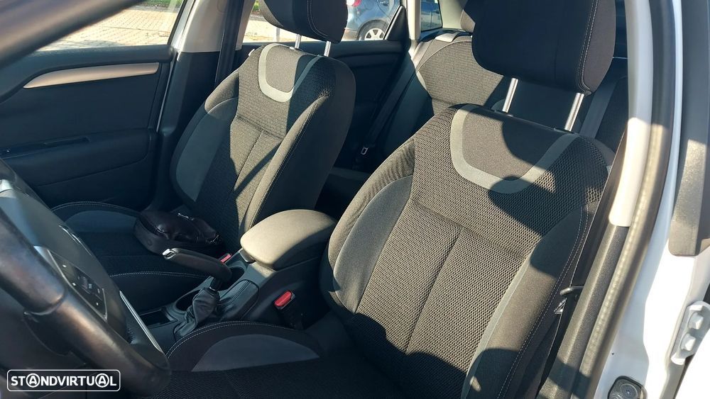 Citroën C4 1.2 PureTech Feel - 10