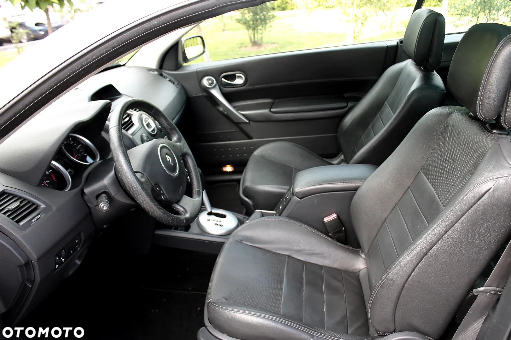 Renault Megane 2.0 Coupe-Cabriolet Privilege - 17