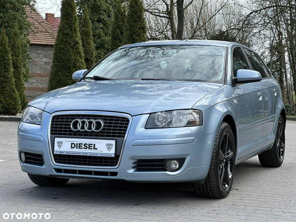 Audi A3 Sportback - 1