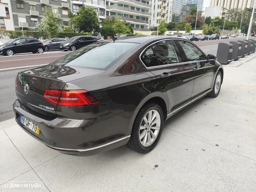 VW Passat 2.0 TDI Highline DSG - 8
