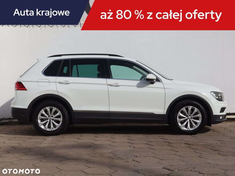 Volkswagen Tiguan - 8