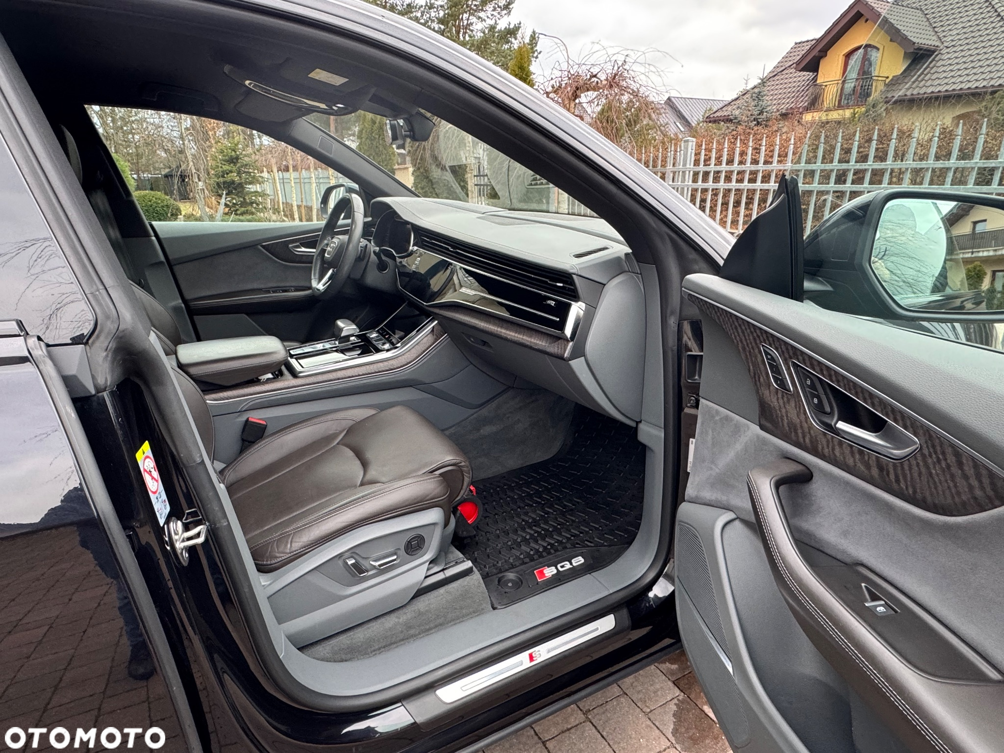 Audi Q8 - 35