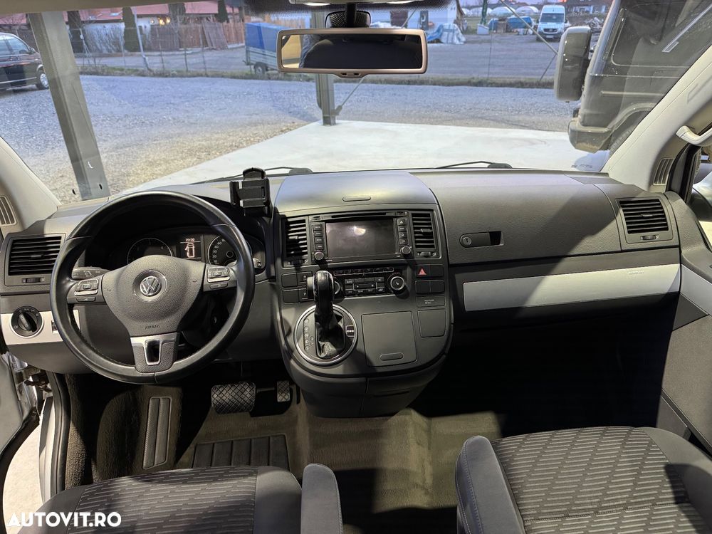 Volkswagen Multivan - 14