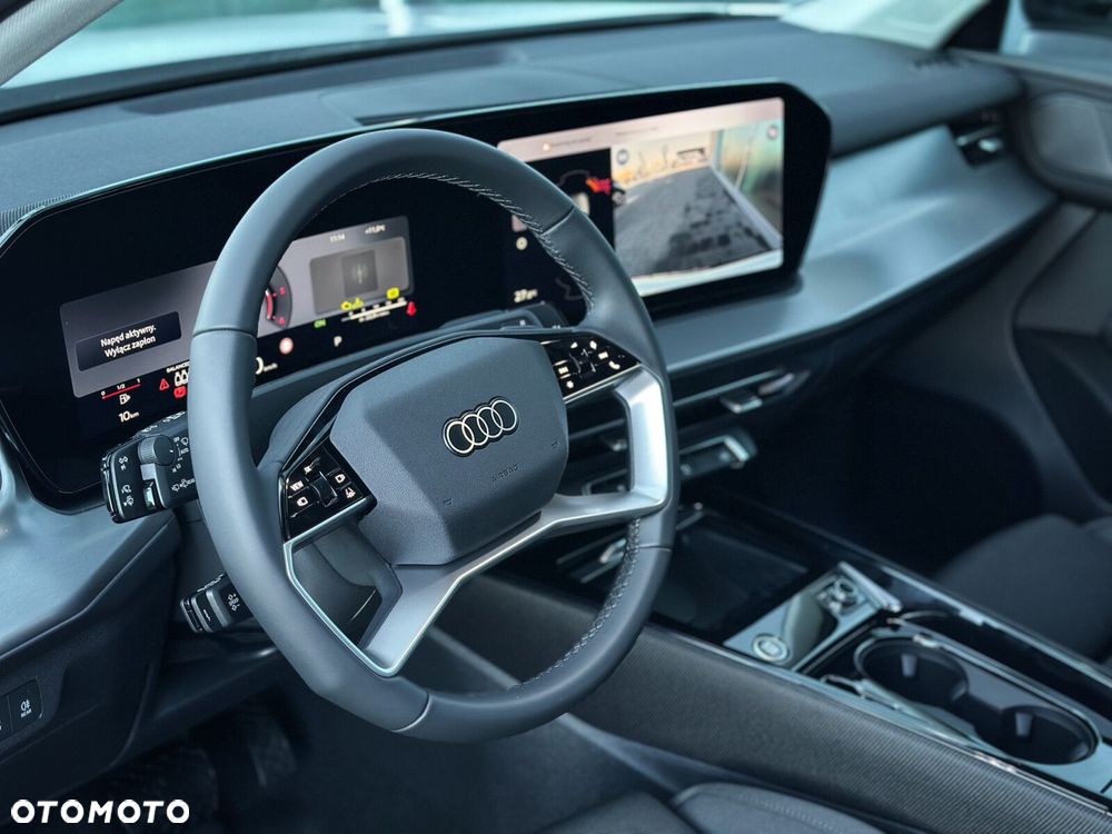Audi Q3 - 18