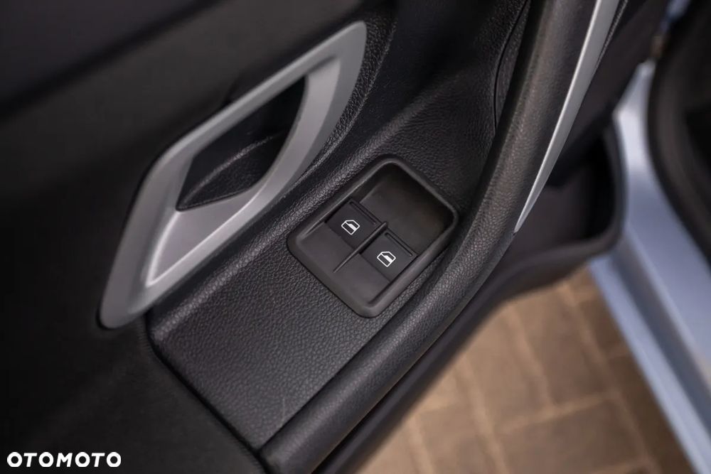 Skoda Roomster 1.4 MPI Ambition PLUS EDITION - 24