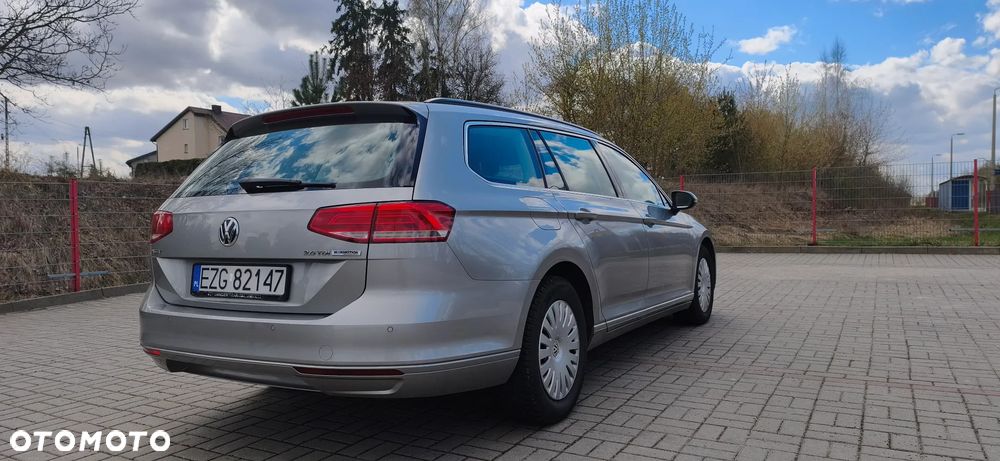 Volkswagen Passat 2.0 TDI SCR Comfortline - 6