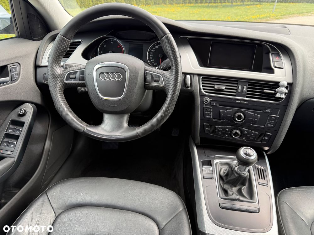 Audi A4 Avant - 34