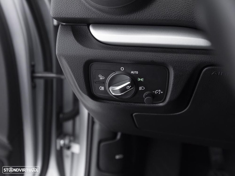Audi A3 Sportback 30 TDI - 17