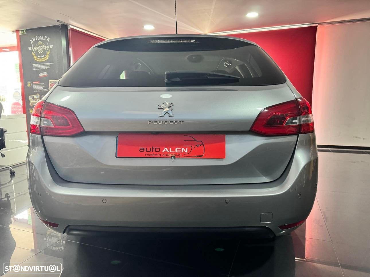 Peugeot 308 SW - 8