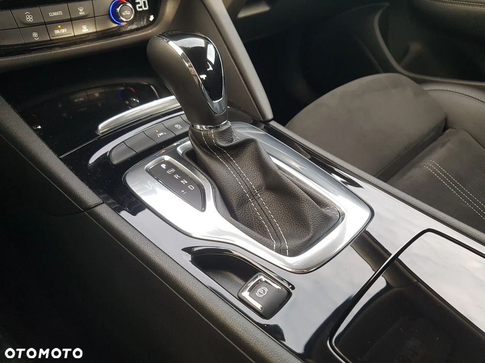 Opel Insignia 2.0 CDTI 4x4 Innovation S&S - 4