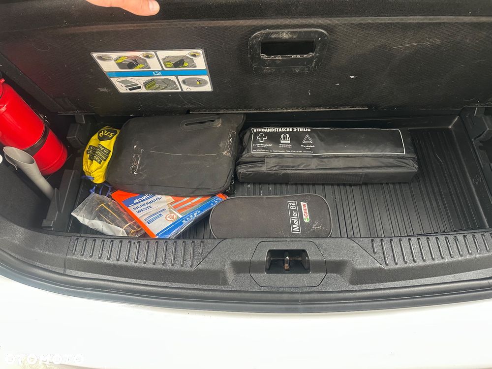 Ford Focus 1.5 EcoBlue SCR Titanium X - 21