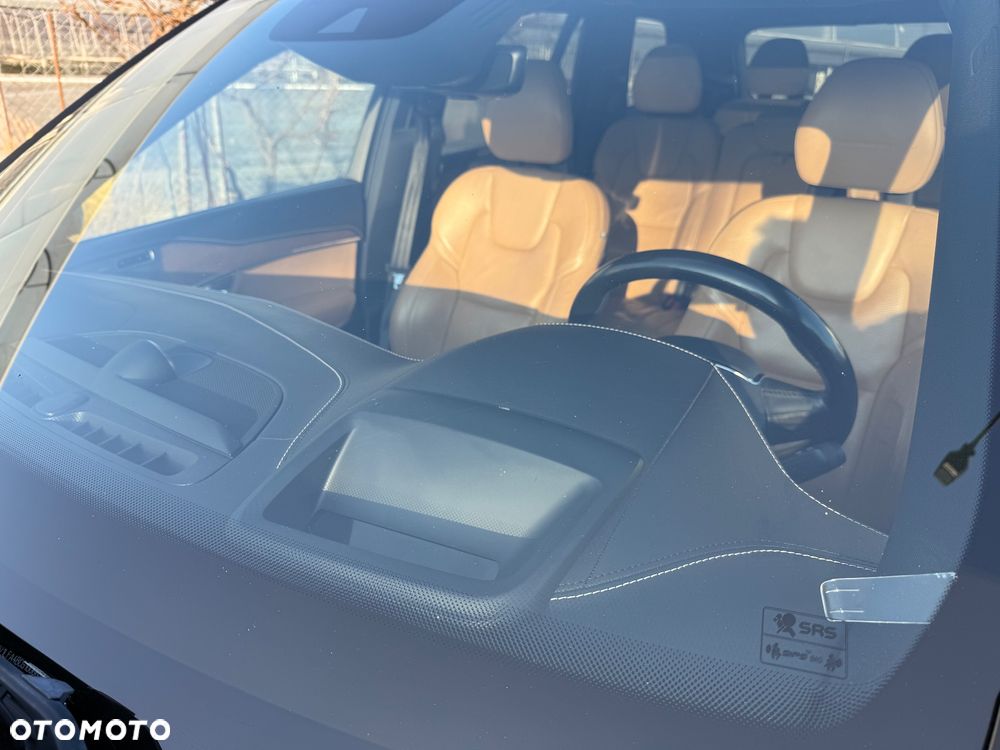 Volvo XC 90 D5 AWD Inscription 7os - 9