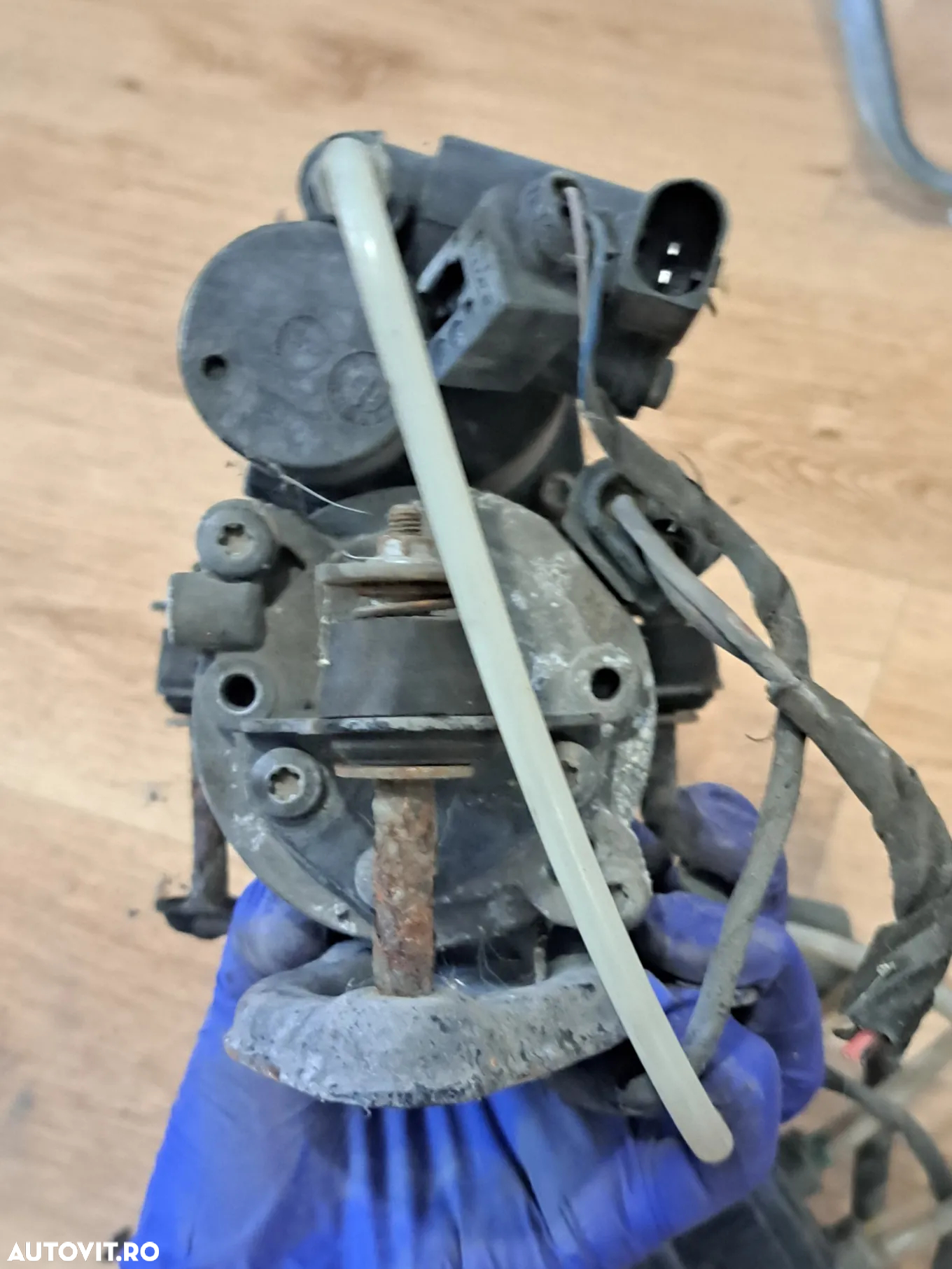 Compresor pompa suspensie pneumatica perne aer originala Mercedes S-class W221 - 4