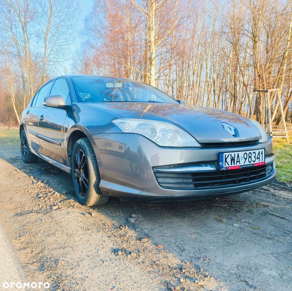 Renault Laguna - 1