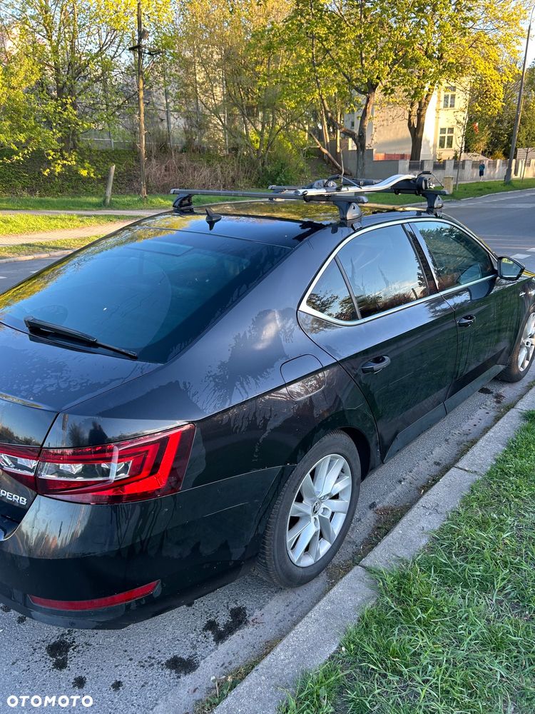 Skoda Superb 1.8 TSI L&K DSG - 9