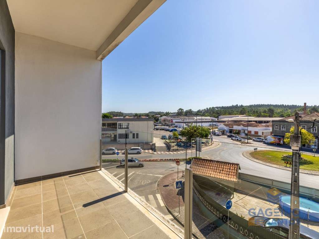 Apartamento T3 no coração de Rio Maior - Grande imagem: 5/45