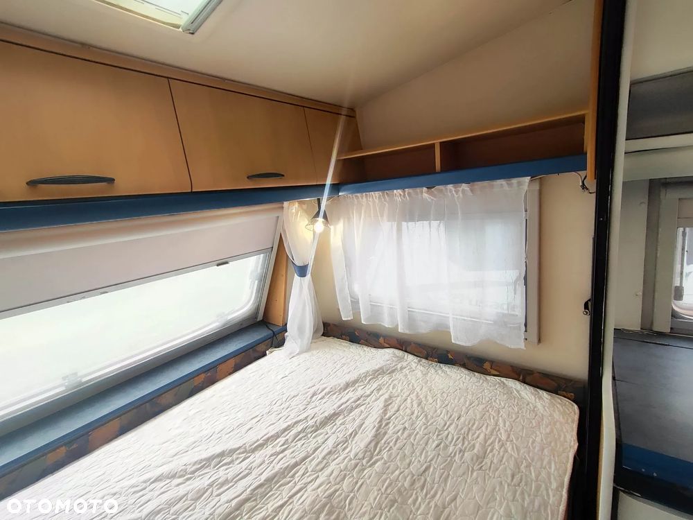 Hobby De Luxe 440 - 22