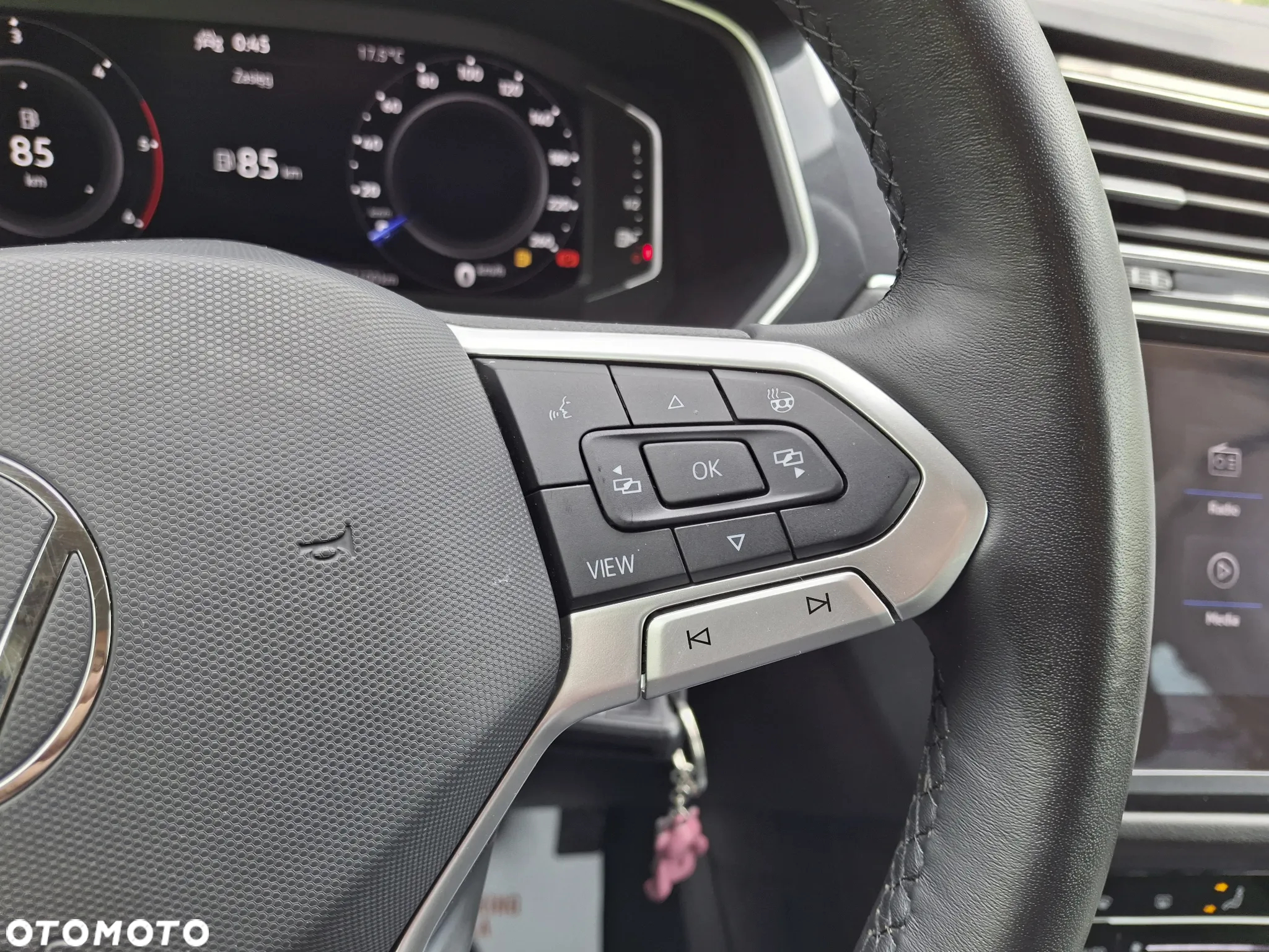 Volkswagen Tiguan 2.0 TDI SCR Life - 28
