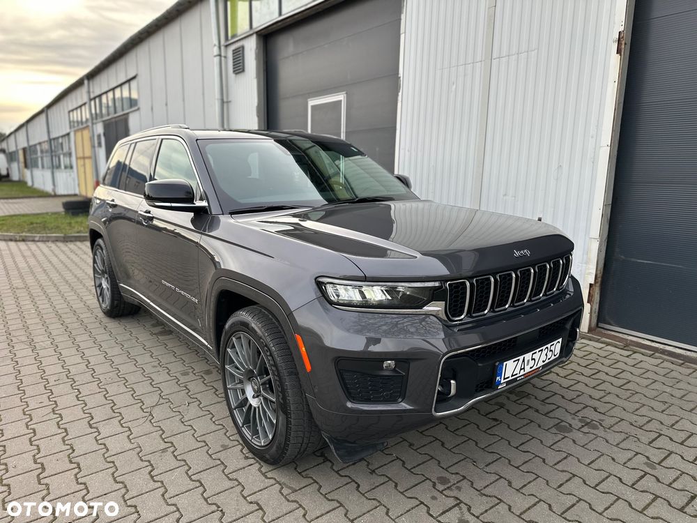 Jeep Grand Cherokee - 1