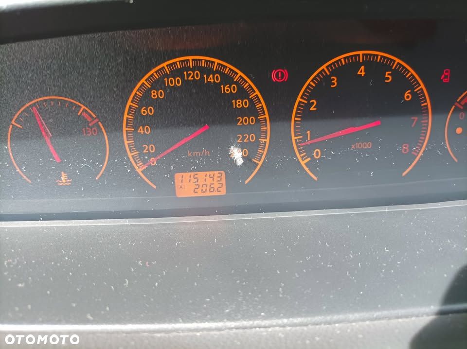 Nissan Primera 1.8 Visia - 4