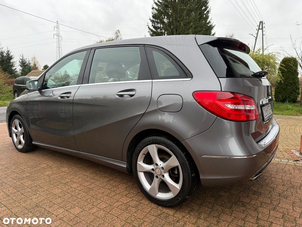 Mercedes-Benz Klasa B 200 CDI - 13
