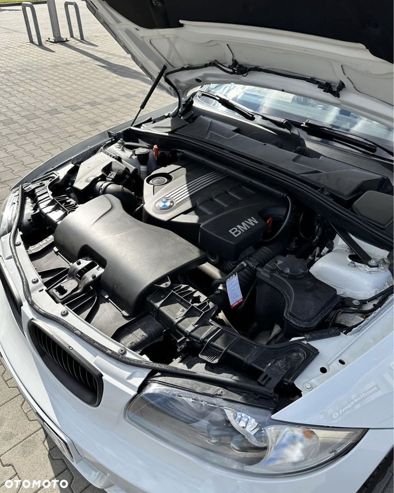 BMW Seria 1 123d - 8