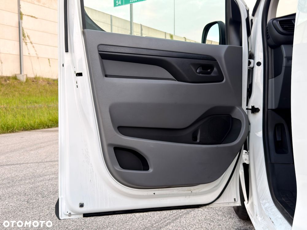 Opel Vivaro - 9