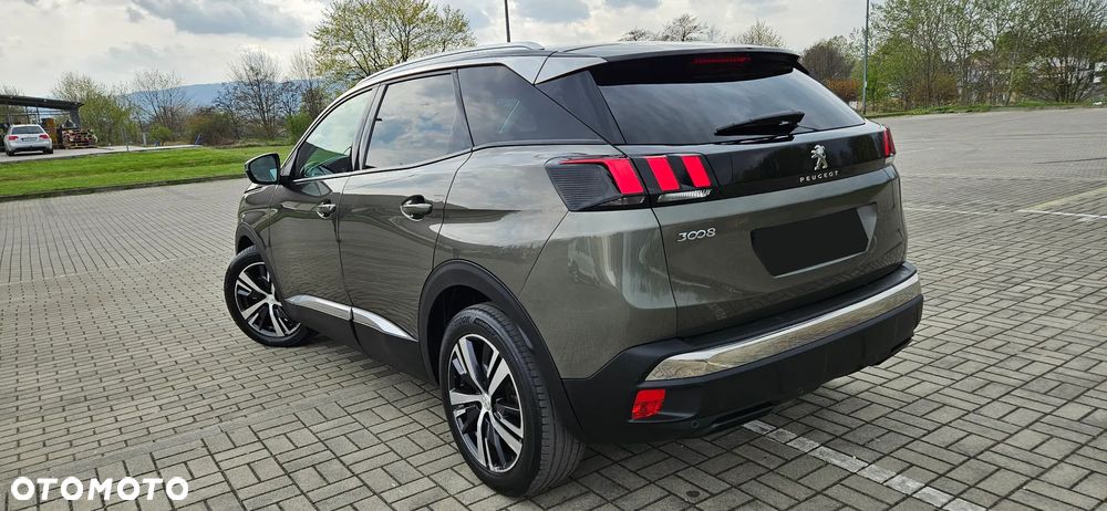 Peugeot 3008 HDi 115 Allure - 2