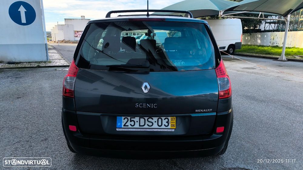 Renault Scénic 1.5 dCi Dynamique S - 18