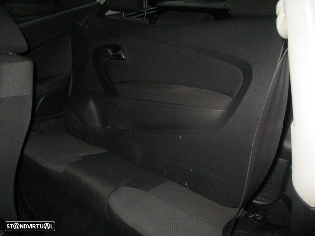 Carro MOT: CAYB CXVEL: MLM VW POLO 2011 1.6 TDI 90CV 3P PRETO DIESEL - 5