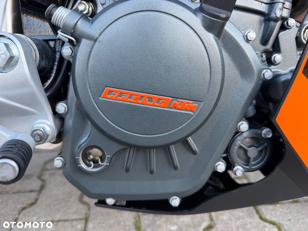 KTM Duke 125 - 35