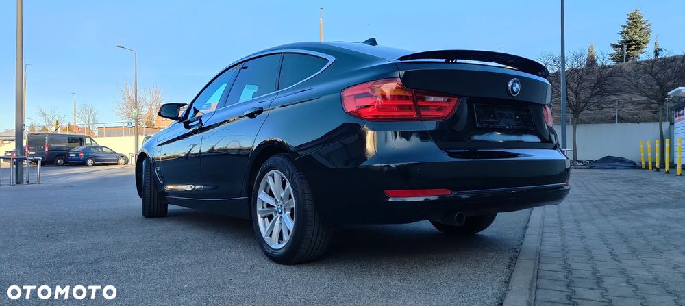 BMW 3GT 320d xDrive - 14