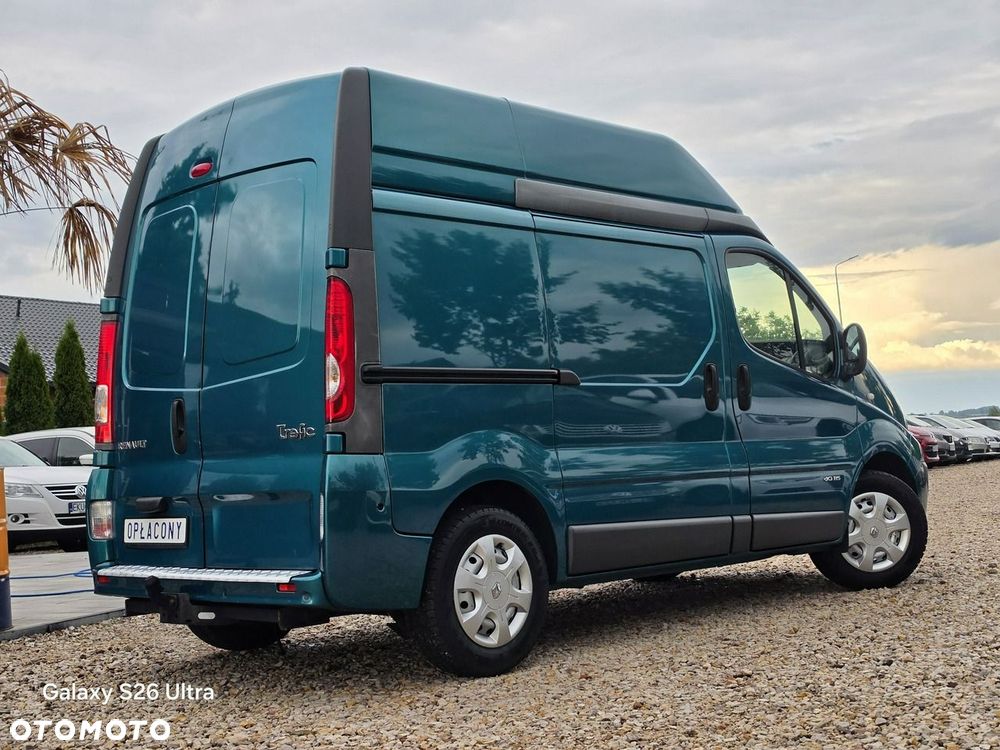 Renault Trafic - 26