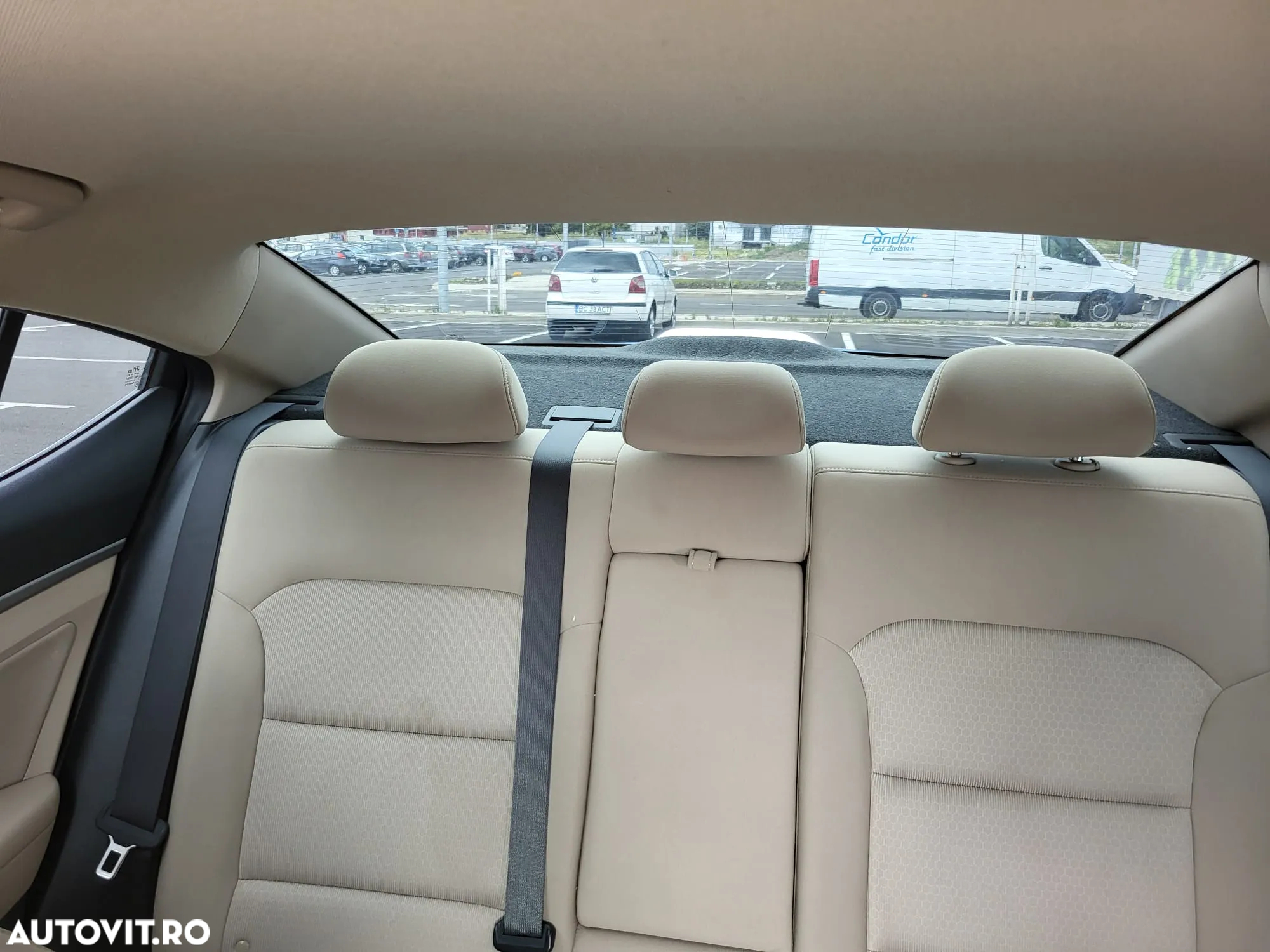 Hyundai Elantra 1.6 MPi Aut. Exclusive - 24