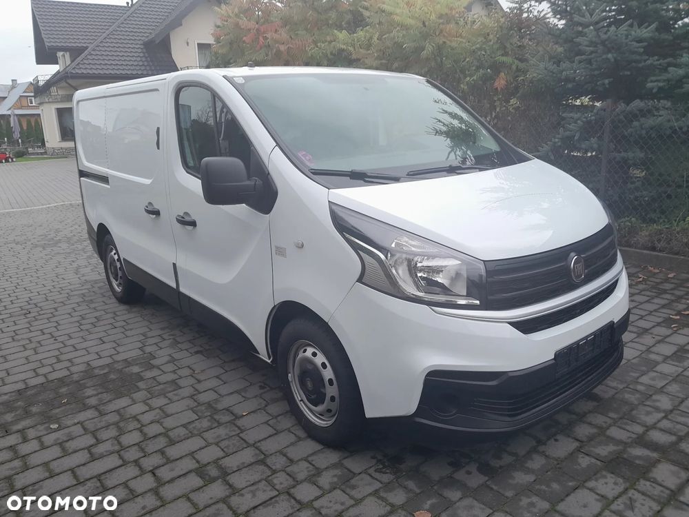 Fiat Talento blaszak 3-osobowy, ks. serwisowa - 1