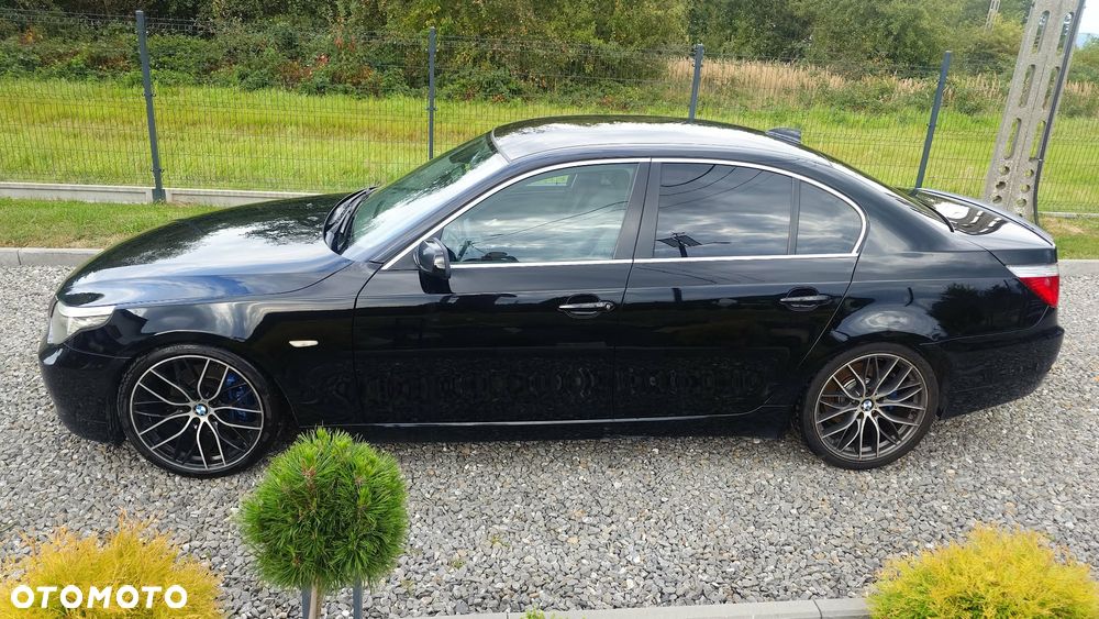 BMW Seria 5 525d - 16