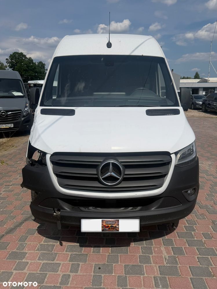 Mercedes-Benz Sprinter - 7