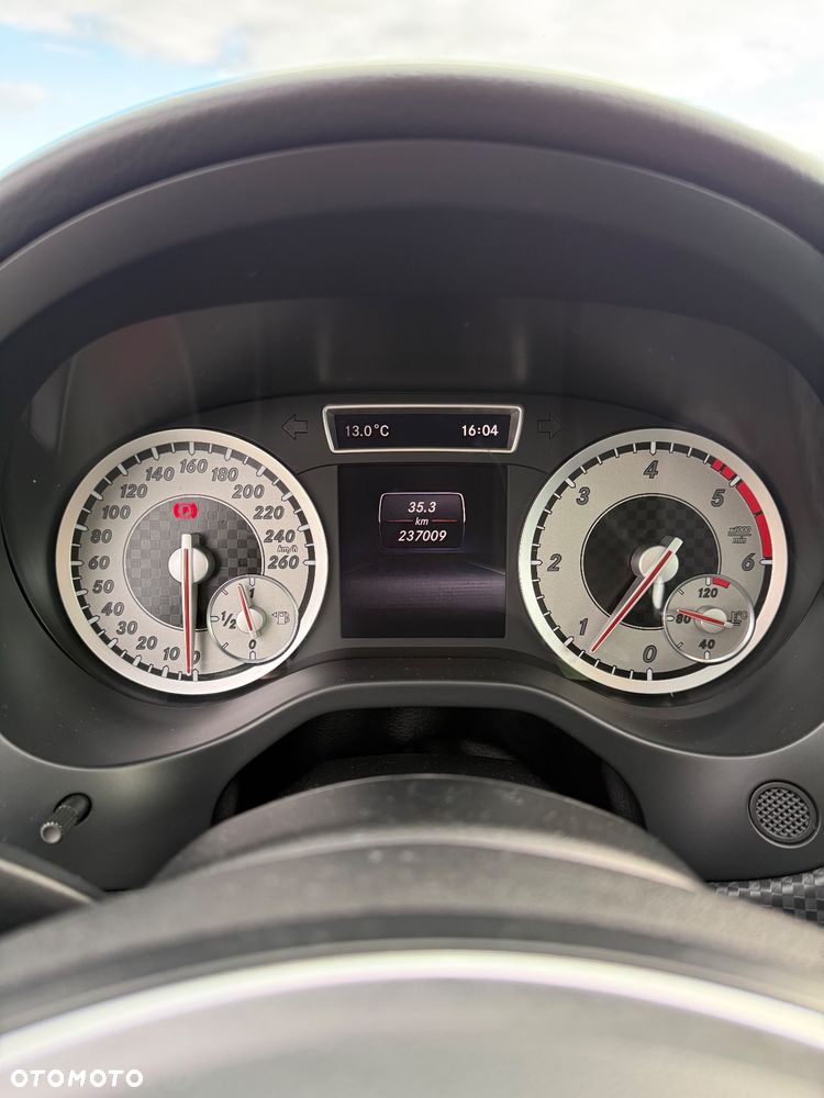 Mercedes-Benz Klasa A 200 CDI - 11