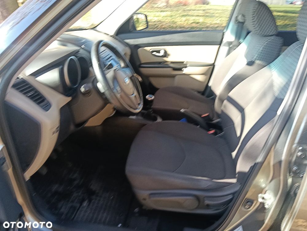 Kia Soul 1.6 GDI L - 20