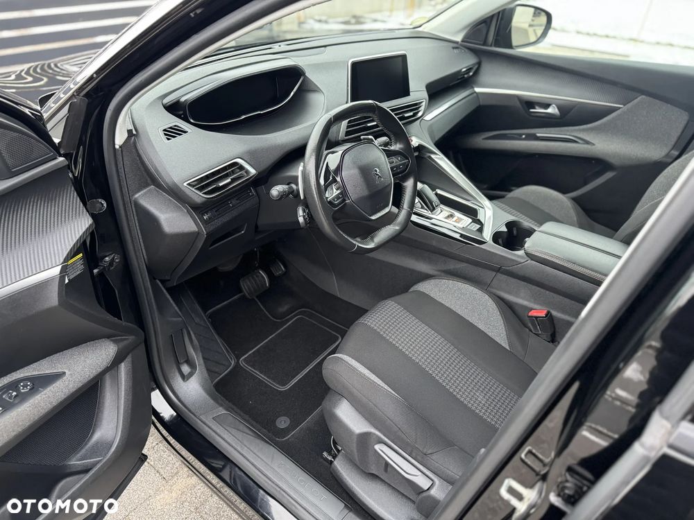 Peugeot 5008 BlueHDi 130 EAT8 Allure - 20