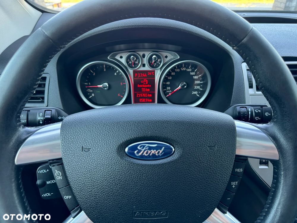 Ford Kuga 2.0 TDCi 4x4 Individual - 20