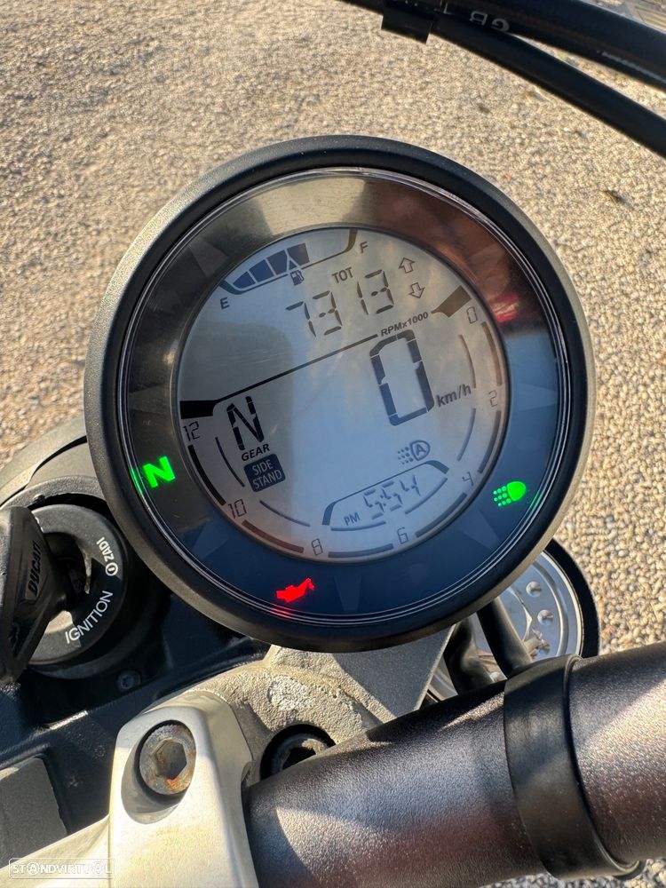 Ducati Scrambler Icon Dark - 5